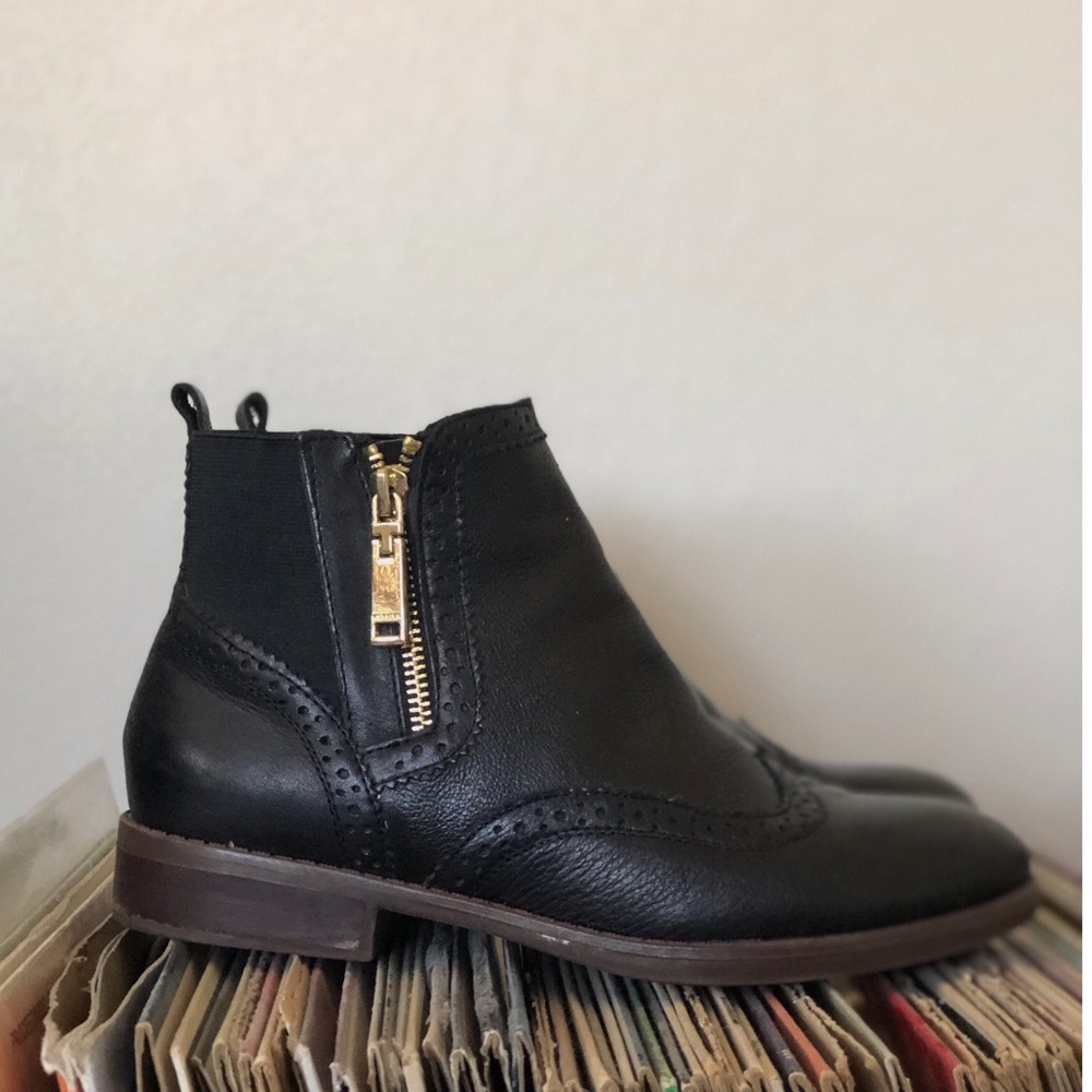 Tommy Hilfiger “Odettan” Chelsea boots